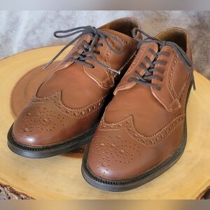 Stafford's Classic Leather Men's Oxfords Display Pair NWT Sz 8.5 Perfect